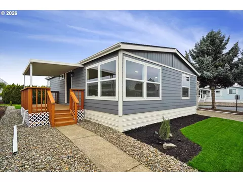 2768 Oakland Loop SE, Salem, OR 97317