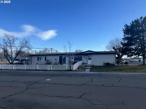 1105 W Sunland Ave, Hermiston, OR 97838