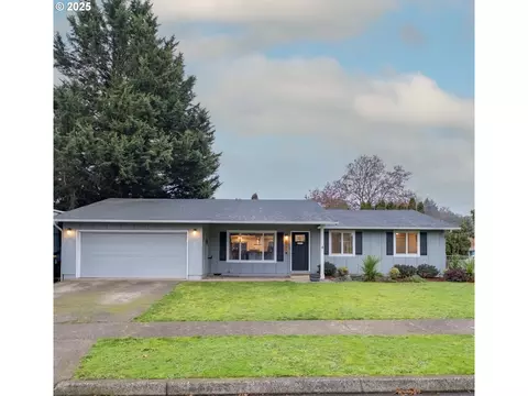 1394 Hayward St, Salem, OR 97306