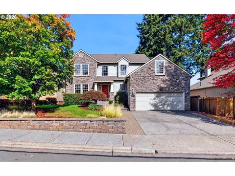 15117 SW Highpoint Dr, Sherwood, OR 97140