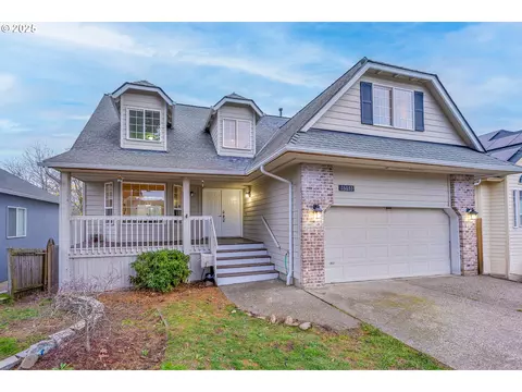 16033 NW Ridgetop Ln, Beaverton, OR 97006