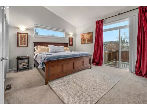 Bedroom - 2037 SE Centurion Way, Gresham, OR 97080 photo 2 of 4