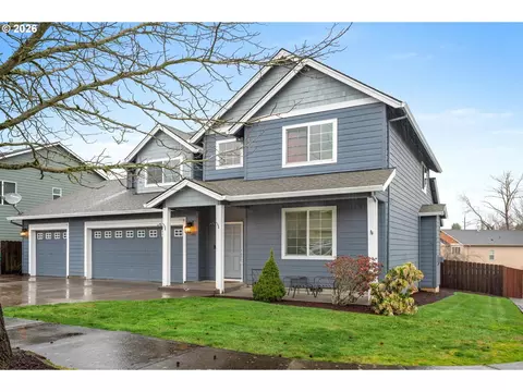 Exterior - 2037 SE Centurion Way, Gresham, OR 97080 photo 6 of 6