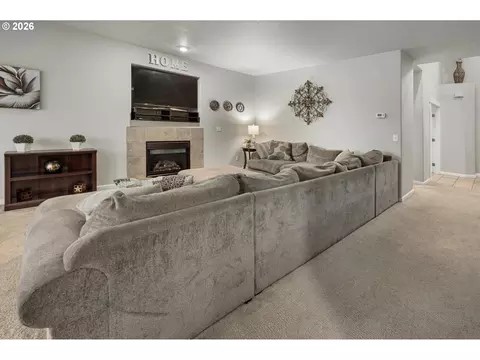 Living - 2037 SE Centurion Way, Gresham, OR 97080 photo 2 of 3