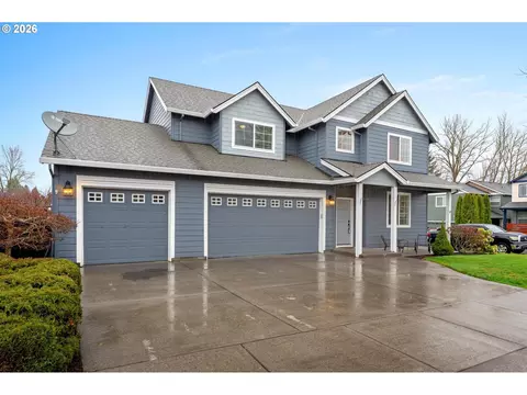 Exterior - 2037 SE Centurion Way, Gresham, OR 97080 photo 5 of 6