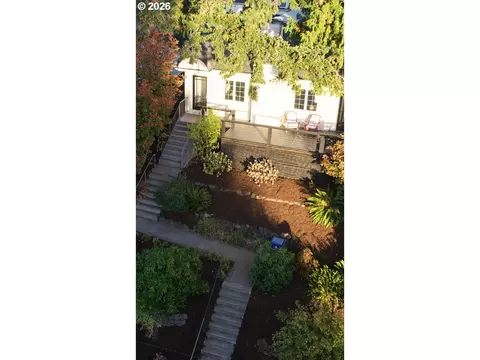 3826 SW Council Crest Dr, Portland, OR 97239
