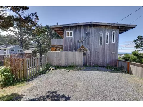 247 Gogona Ave, Cannon Beach, OR 97110