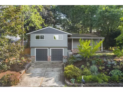 712 SW 4th St, Gresham, OR 97080