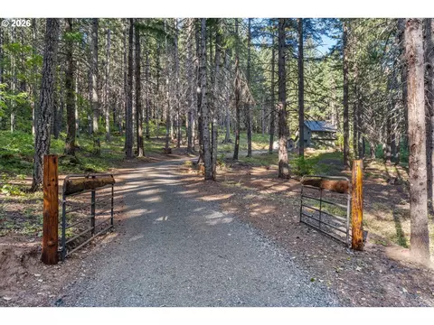 25 Chuckwagon Rd, Appleton, WA 98602