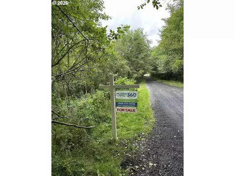 478 Ravenwood Rd, Kelso, WA 98626