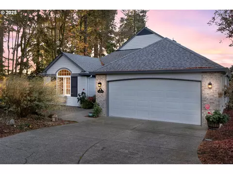 3215 SE Baypoint Dr, Vancouver, WA 98683
