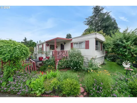 1625 Henderson Ave #F8, Eugene, OR 97403