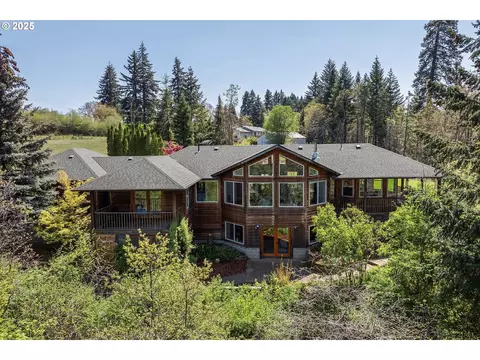 3660 Wy East Rd, Hood River, OR 97031