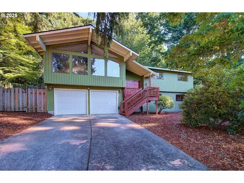 21150 SW Arapaho Ct, Tualatin, OR 97062
