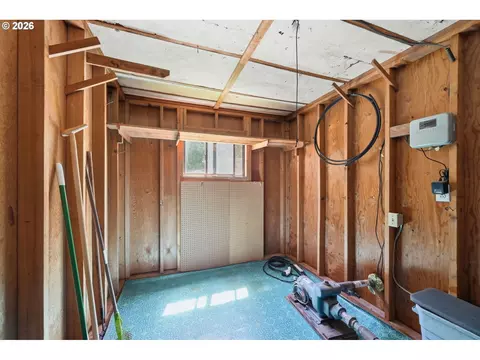 1761 Russet Dr, Eugene, OR 97401 photo 46