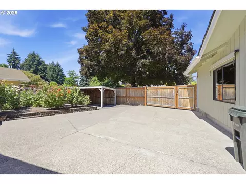 1761 Russet Dr, Eugene, OR 97401 photo 42