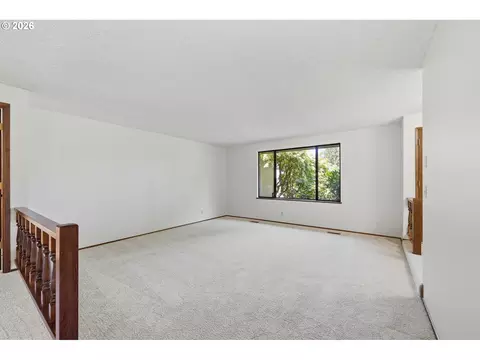 1761 Russet Dr, Eugene, OR 97401 photo 9
