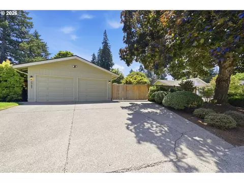 1761 Russet Dr, Eugene, OR 97401 photo 4