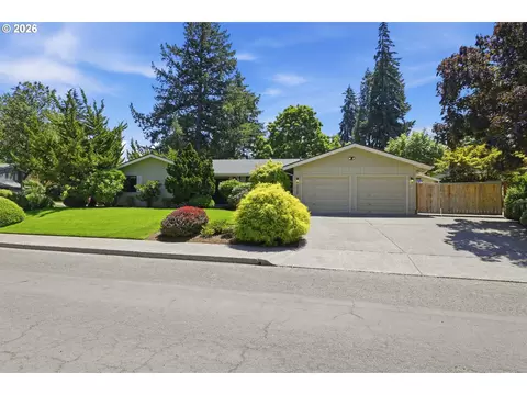 1761 Russet Dr, Eugene, OR 97401 photo 3