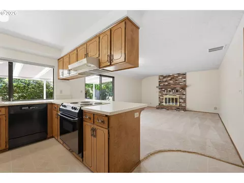 1761 Russet Dr, Eugene, OR 97401 photo 18