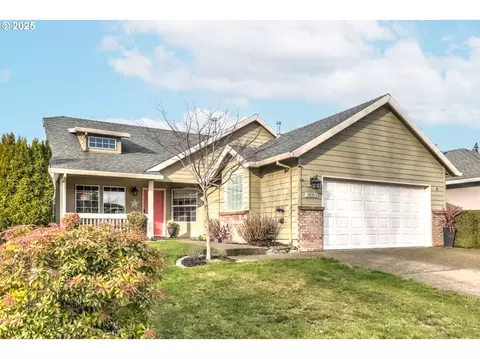 18253 SW 133rd Ter, Tualatin, OR 97062