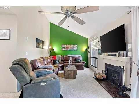 Living - 151 Treehill Loop, Eugene, OR 97405 photo 1 of 8