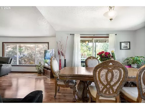 Dining - 2530 SW 23rd St, Gresham, OR 97080 photo 1 of 1