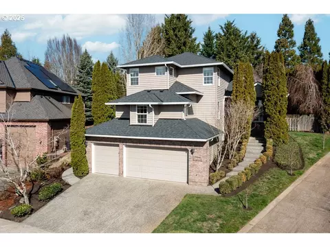 3866 NW Brookview Way, Portland, OR 97229