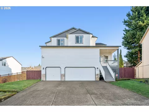 16912 SE Maduros Ct, Damascus, OR 97089
