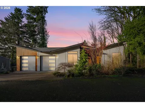 17808 Hillside Way, Lake Oswego, OR 97034