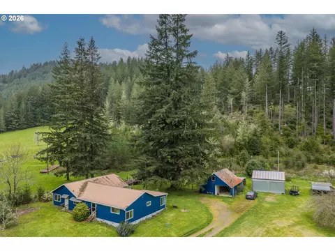 50156 Myrtle Creek Rd, Myrtle Point, OR 97458