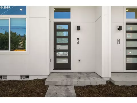 94 NE 148th Ave #1, Portland, OR 97230
