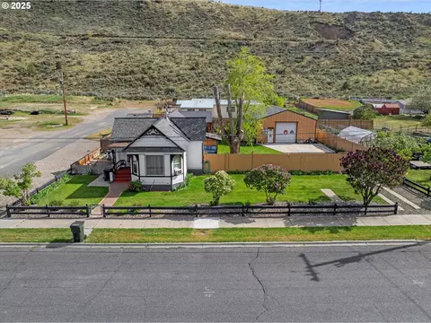 1201 Place St, Baker City, OR 97814