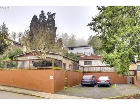 157 SE 73rd Ave, Portland, OR 97215