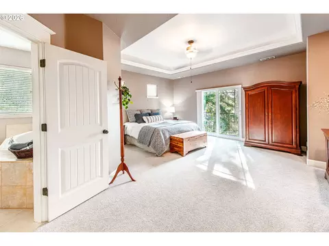 Bedroom - 2631 Park Forest Dr, Eugene, OR 97405 photo 1 of 8
