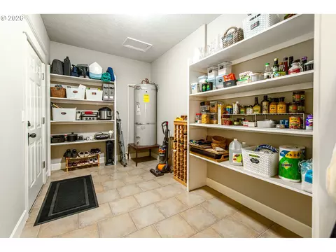 Other - 2631 Park Forest Dr, Eugene, OR 97405 photo 4 of 10