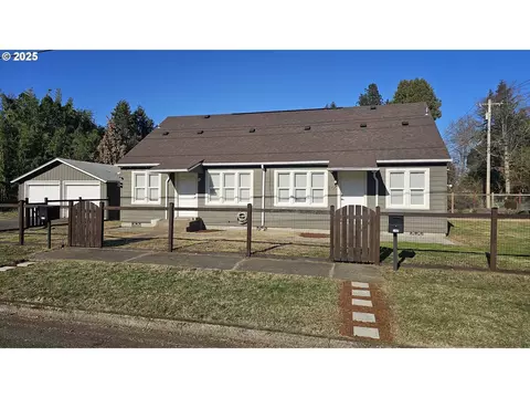 2105 W 13th Ave, Eugene, OR 97402