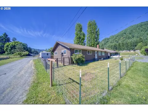 321 W Date St, Powers, OR 97466 photo 28