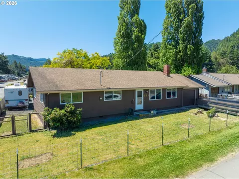 321 W Date St, Powers, OR 97466 photo 26