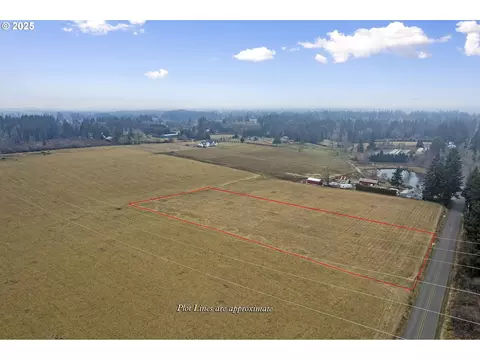 se langensand rd, Sandy, OR 97055