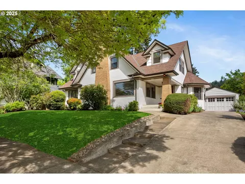 1030 SE 56th Ave, Portland, OR 97215