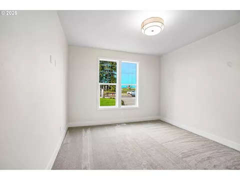 Bedroom - 36906 Gooseberry St, Sandy, OR 97055 photo 3 of 6