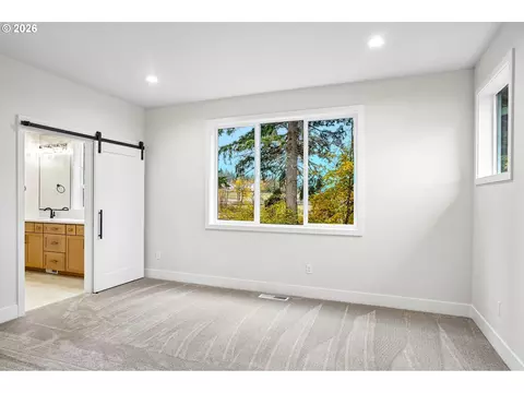 Bedroom - 36906 Gooseberry St, Sandy, OR 97055 photo 1 of 6