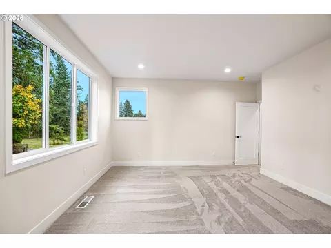 Bedroom - 36906 Gooseberry St, Sandy, OR 97055 photo 2 of 6