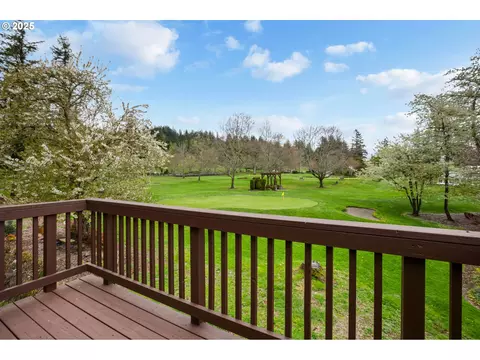 11342 SE Aquila St, Happy Valley, OR 97086