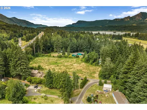 Gravel Pit, Cascade Locks, OR 97014 photo 7