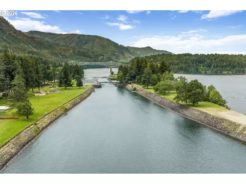 Gravel Pit, Cascade Locks, OR 97014 photo 14