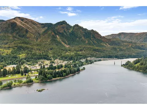 Gravel Pit, Cascade Locks, OR 97014 photo 13
