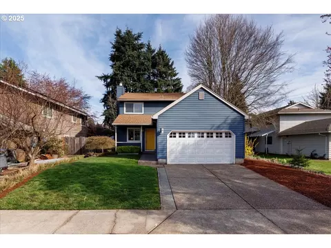 9277 SW Martha St, Portland, OR 97224