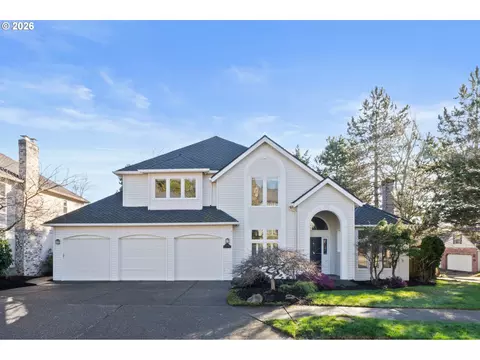5834 Ridgetop Ct, Lake Oswego, OR 97035